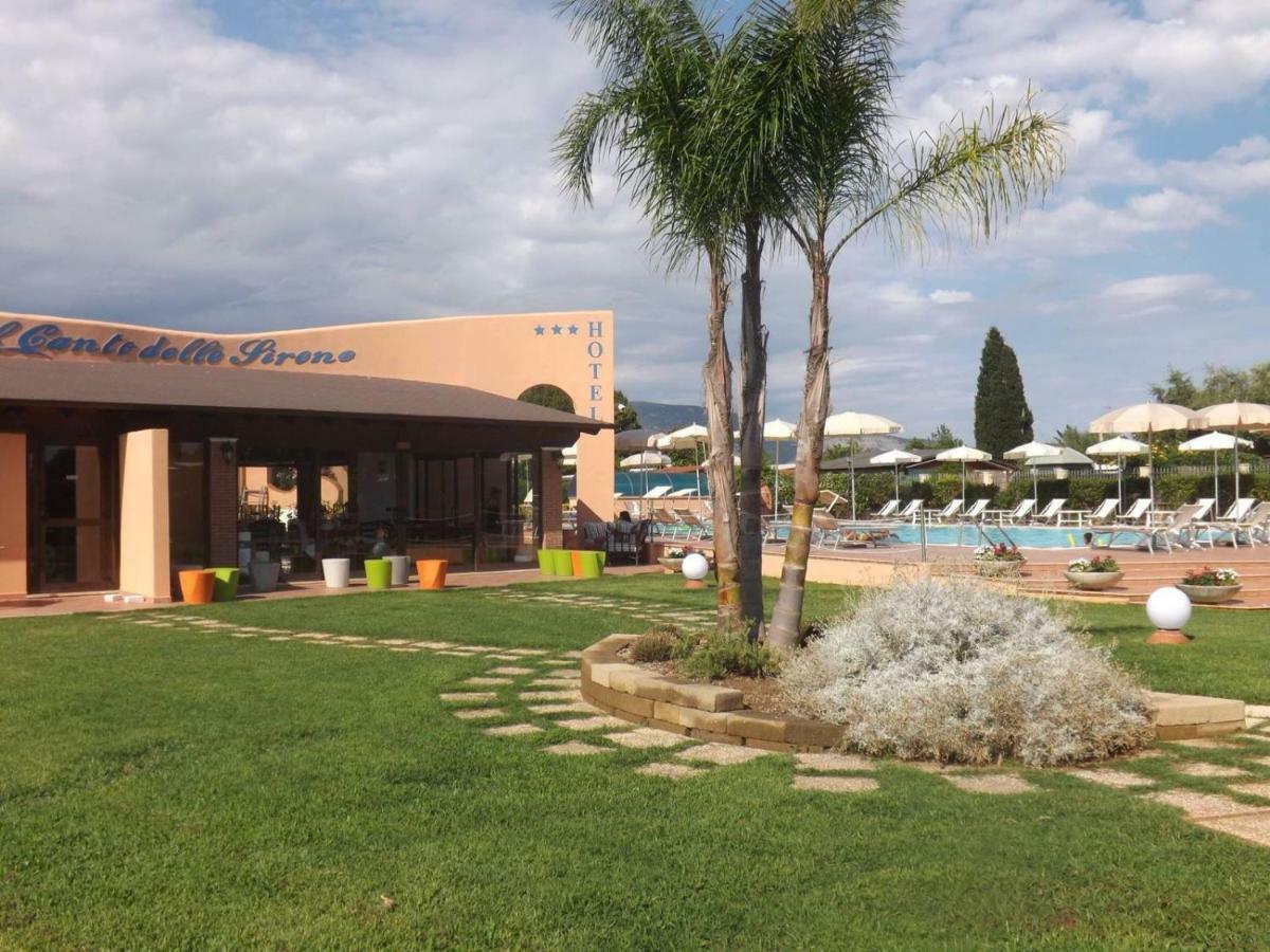 Hotel Ristorante Al Canto Delle Sirene 泰拉奇纳 外观 照片